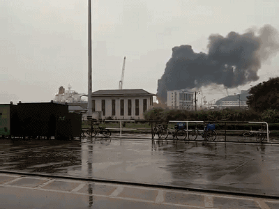 舟山鑫亚船舶在修油船发生爆燃4死2伤