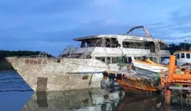 不是船厂造的？“凤凰号”沉船事故真相大白