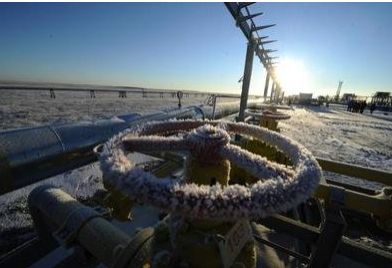 俄罗斯两艘新柴电破冰船支持俄气北极项目