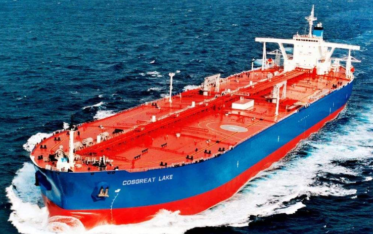 舟山中远海运重工在建穿梭油轮获15年租约