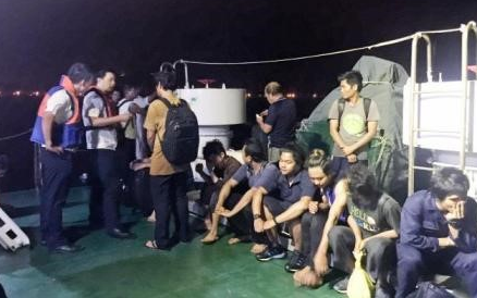 一船舟山海域遇险沉没14名船员获救
