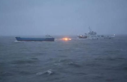 “VANWAH”轮舟山海域遇险15人全部获救