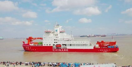 我国首艘自主建造极地科考船首航南极